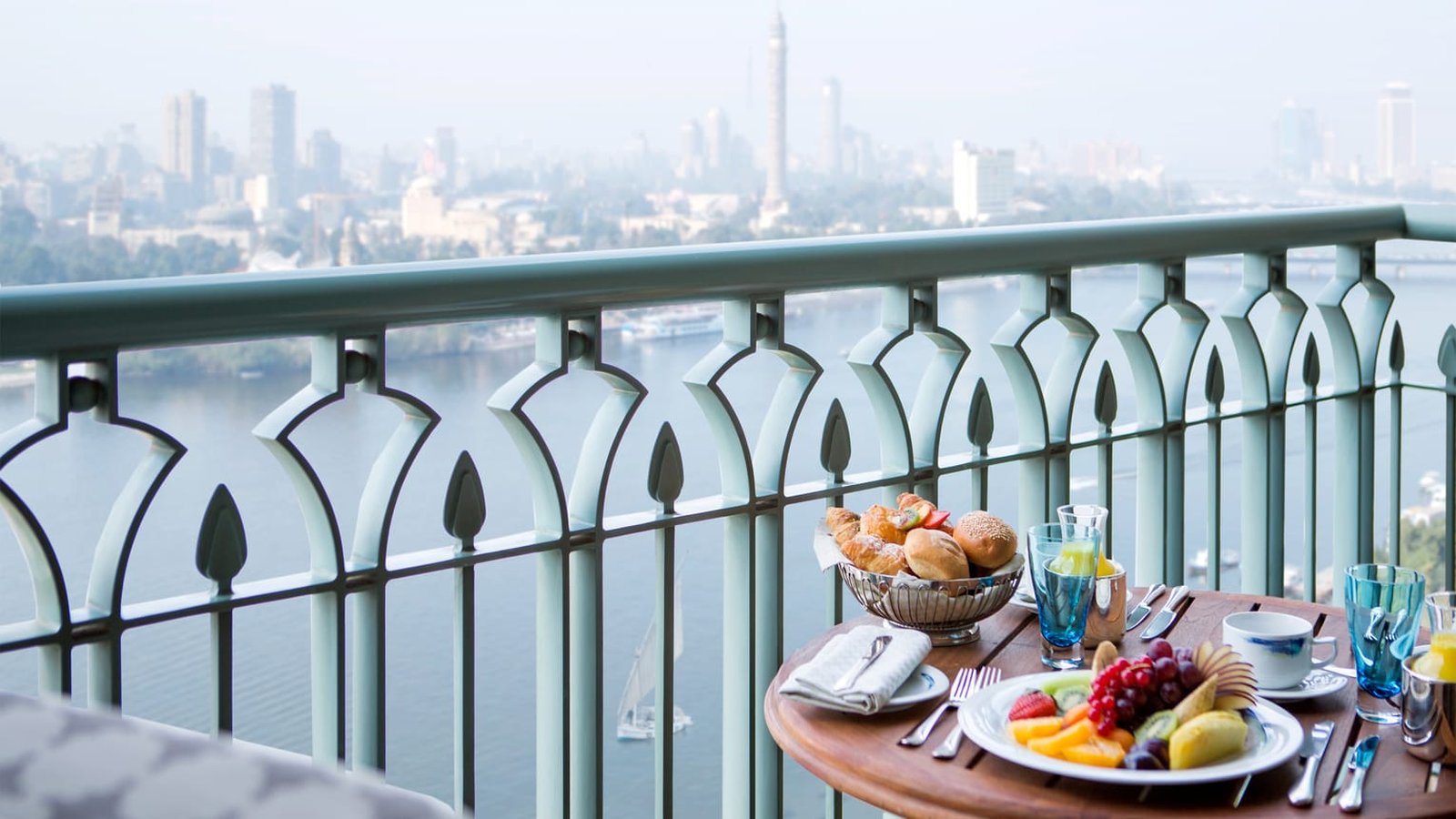 Four Seasons Cairo at Nile Plaza