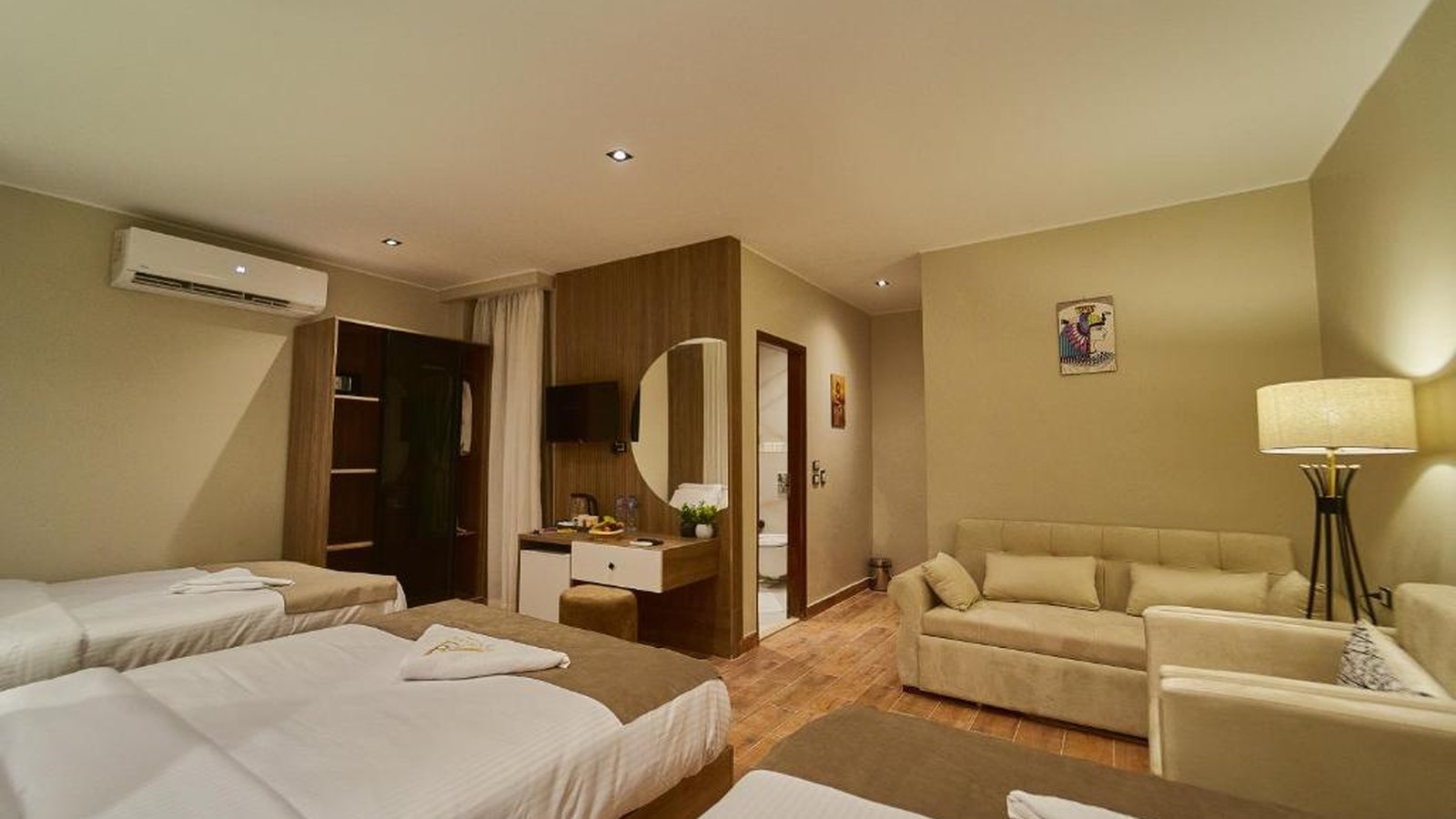 Panorama Pyramid Hotel