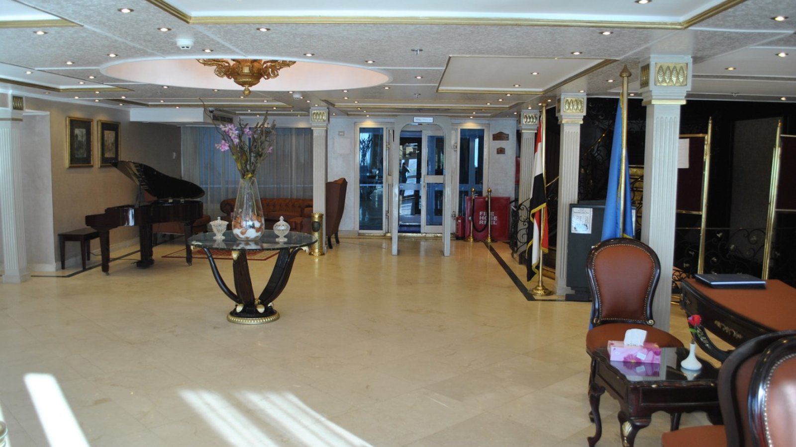 M-S QUEEN TI-YI NILE CRUISE