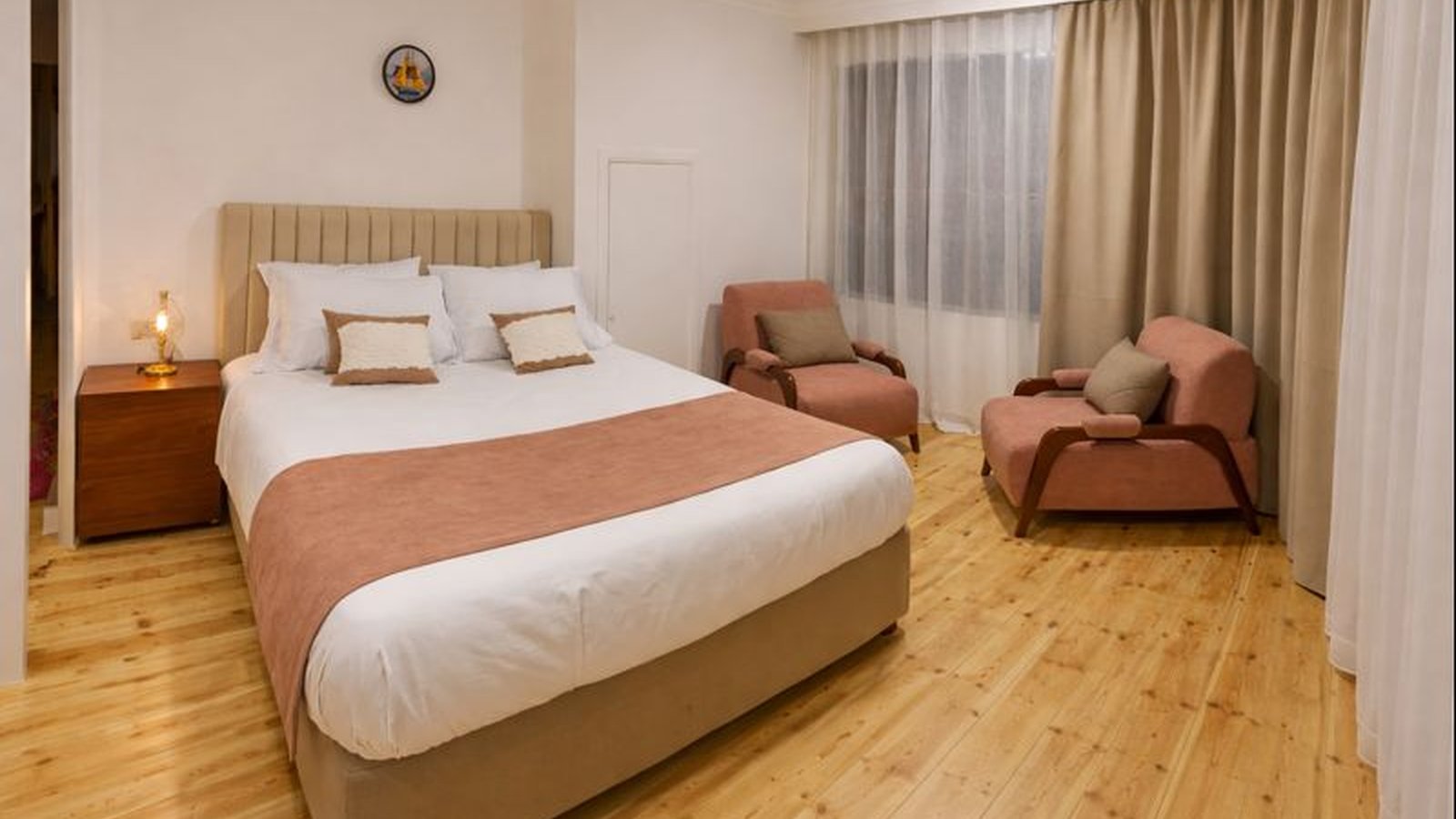 Skyline Luxury Dahabia