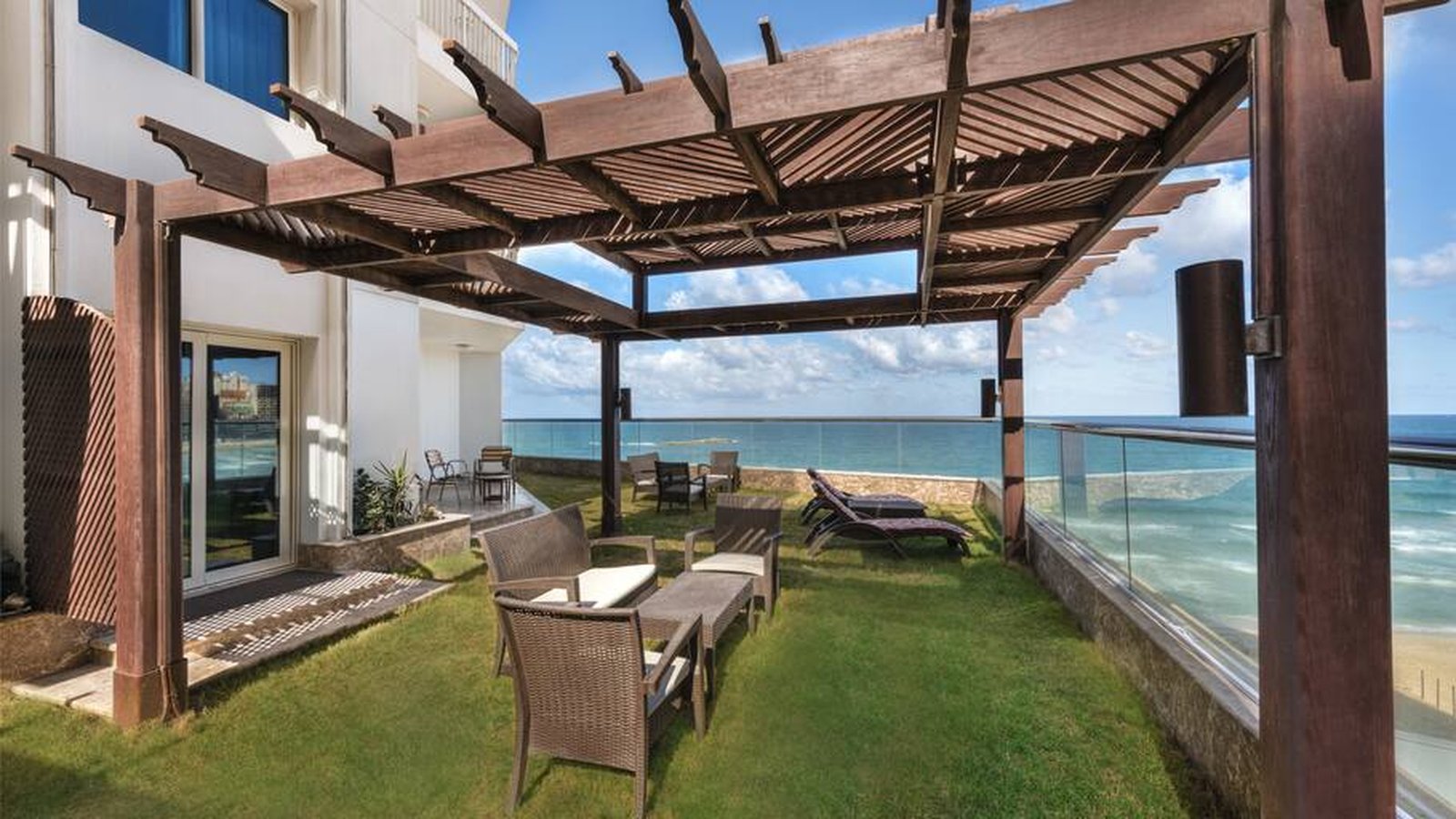 Hilton Alexandria Corniche