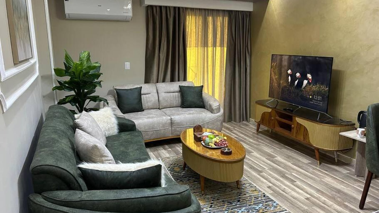 Skyline luxury suite