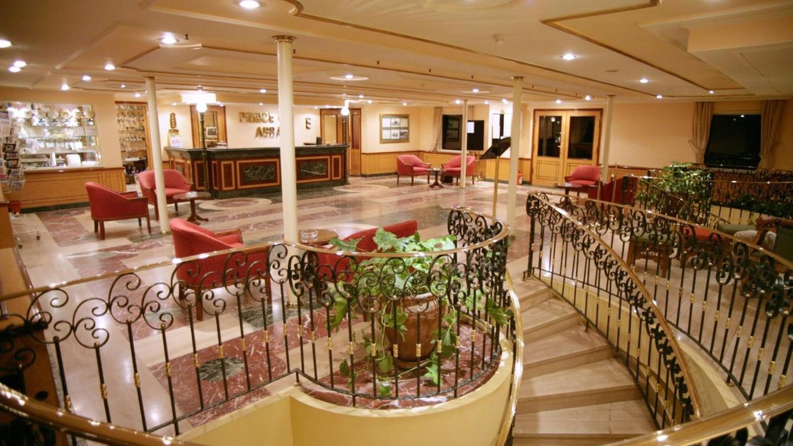 Mövenpick MS Prince Abbas