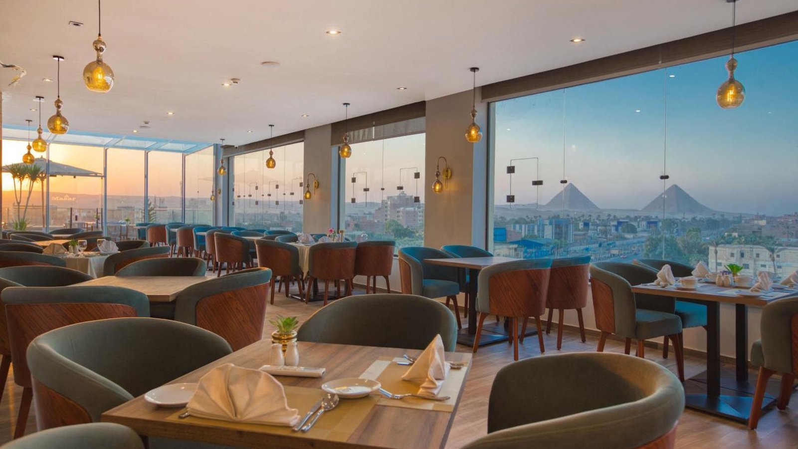 Mazar Pyramids Hotel & Spa