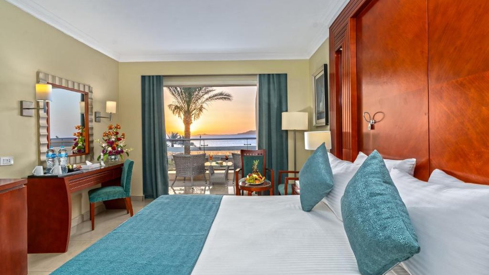 Xperience Sea Breeze Resort
