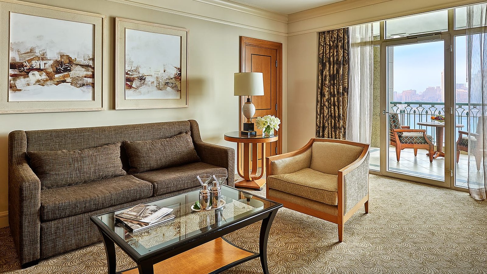 Four Seasons Cairo at Nile Plaza