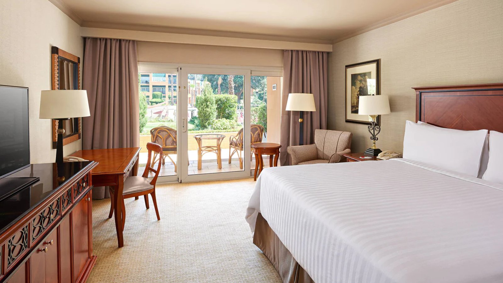 Cairo Marriott Hotel & Omar Khayyam