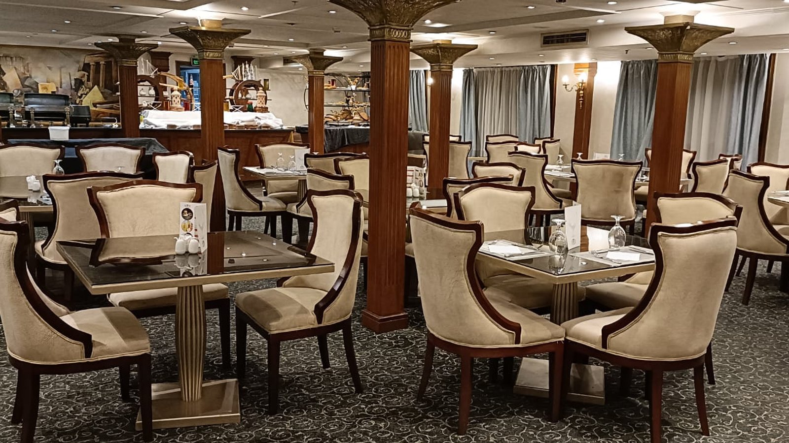 M-S QUEEN TI-YI NILE CRUISE