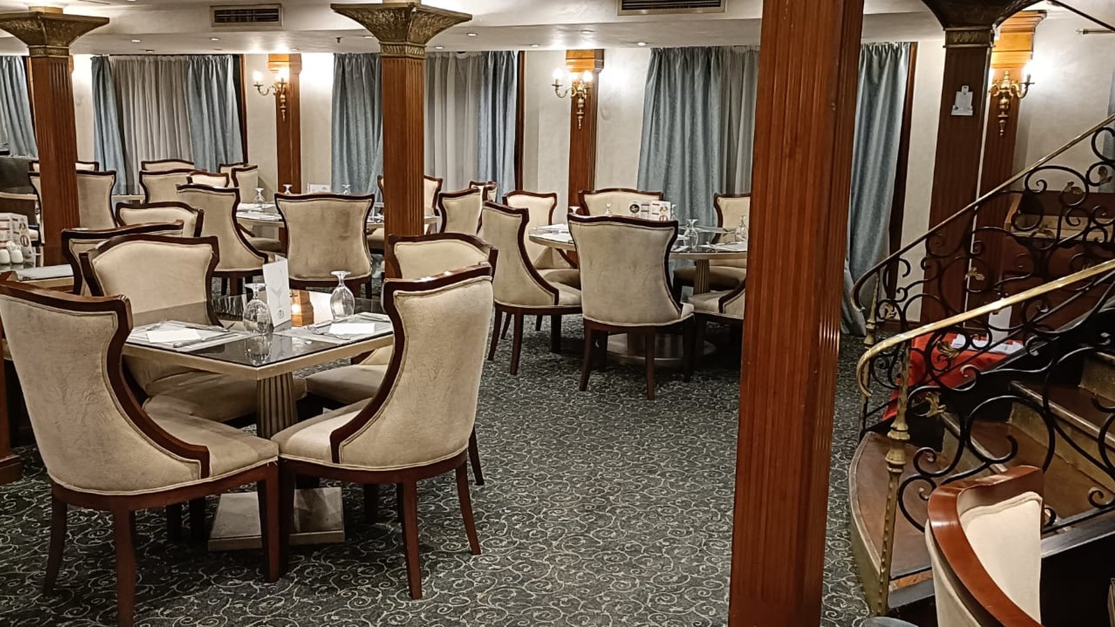 M-S QUEEN TI-YI NILE CRUISE